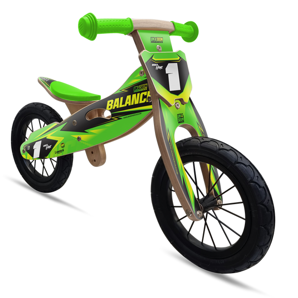 Un4seen Balance Bike - Badge Green