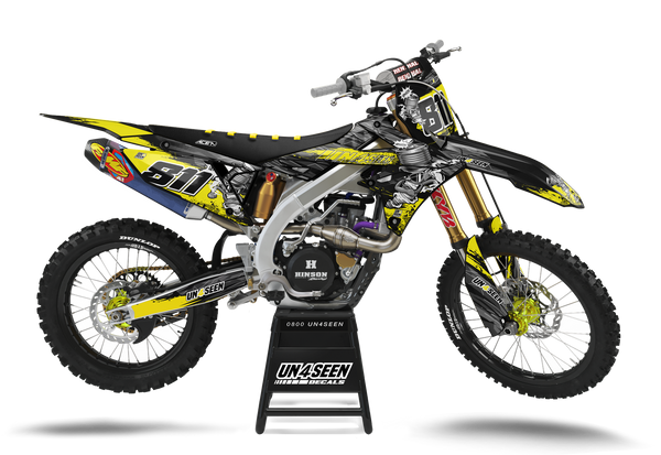 Suzuki Crank  Graphics Kit -  Pist'on Ready