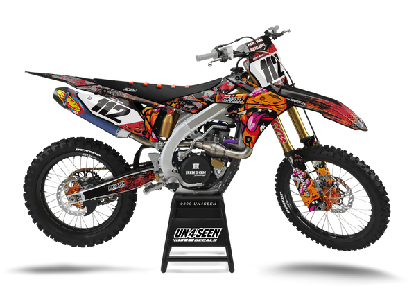 Suzuki Hissing Kittys Graphics Kit - HUNGOVER MEOW